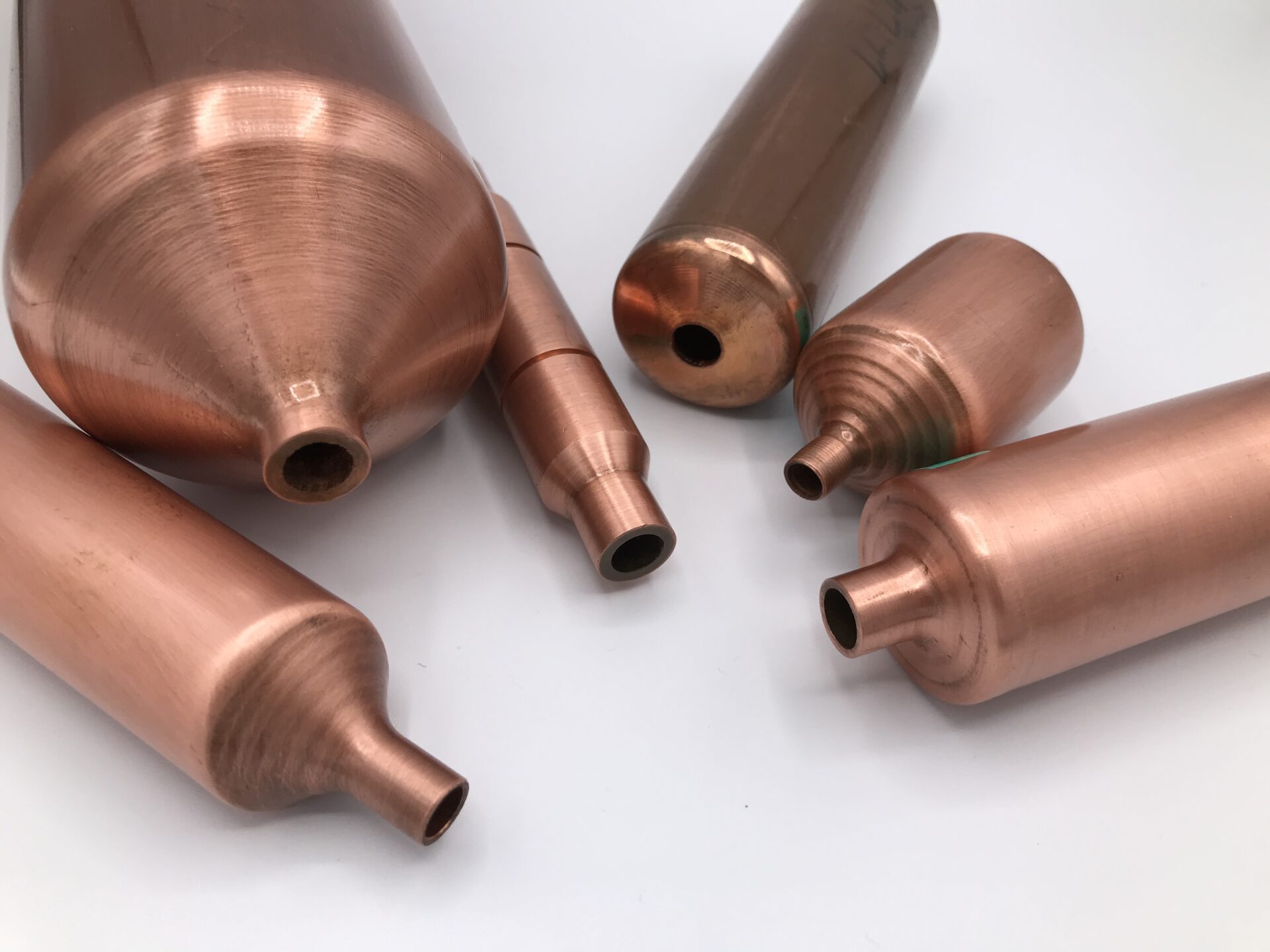 銅パイプ - スピニング加工事例 - 株式会社大東スピニング